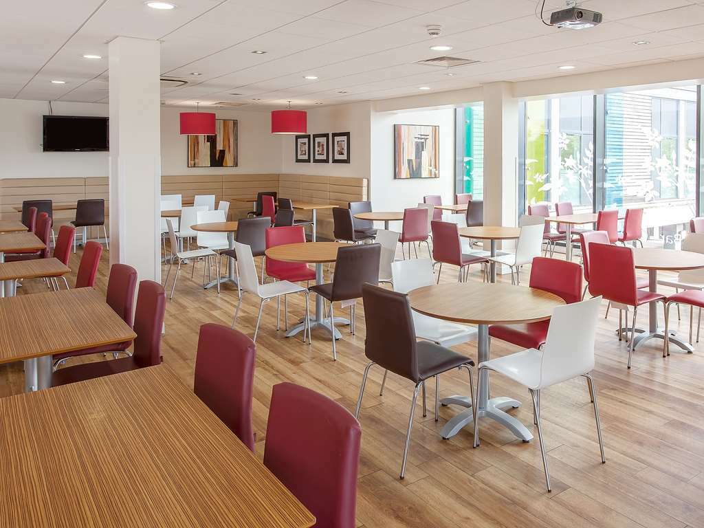 Ibis Budget London Heathrow Central Cranford Étterem fotó
